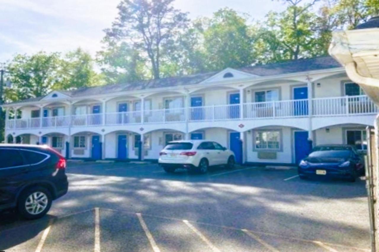 Studio Inn And Suites Galloway Eksteriør billede